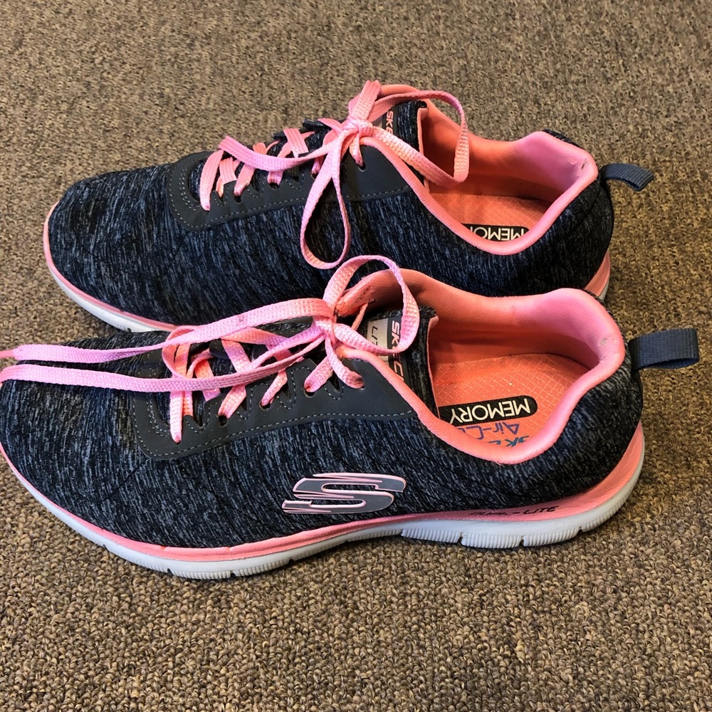 Skechers Air Cooled Memory Foam Air Cooled Comfor… - image 1